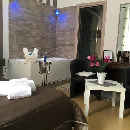 Bed and breakfast Alba 4*